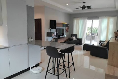 Casa de 3 dormitorios en Pran Buri, Tailandia № 133010 - foto 4