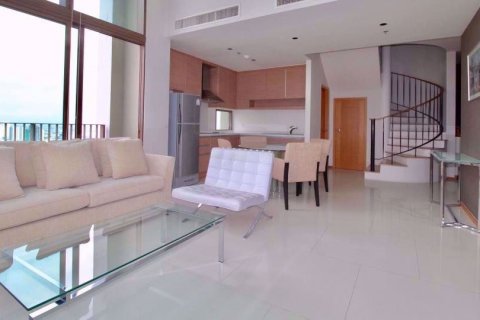 Dúplex de 2 dormitorios en The Emporio Place, Bangkok, Tailandia № 77921