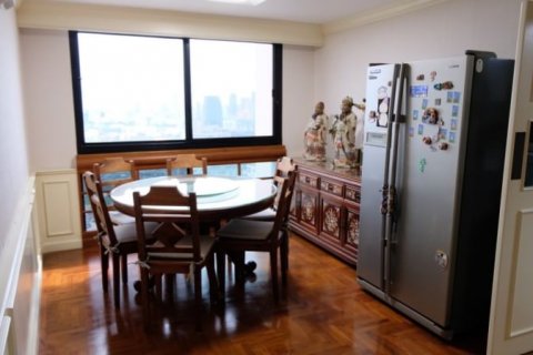 Condominio de 4 dormitorios en Khlong Toei, Bangkok, Tailandia № 123932 - foto 9