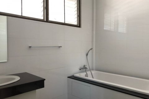บ้านในวัฒนา, กรุงเทพฯ, ประเทศไทย 3 ห้องนอน № 124054 - รูปถ่าย 8