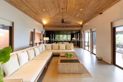 Casa de 4 dormitorios en Phuket, Tailandia № 131503 - foto 5