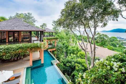Haus in Phuket, Thailand 4 Schlafzimmer № 131503