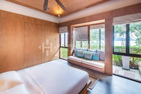 Casa de 4 dormitorios en Phuket, Tailandia № 131503 - foto 15