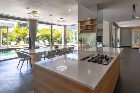 Casa de 5 dormitorios en Phuket, Tailandia № 131505 - foto 11