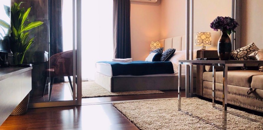 Condo in Bangkok, Thailand, 1 bedroom in Supalai Lite Sathorn - Charoenrat  № 77912