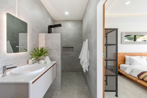 Casa de 3 dormitorios en Ko Samui, Tailandia № 100559 - foto 12