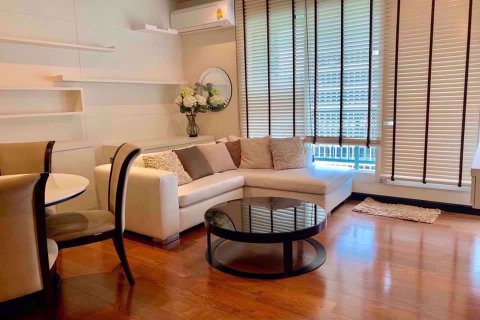Condominio de 2 dormitorios en Bangkok, Tailandia en The Address Chidlom № 78340
