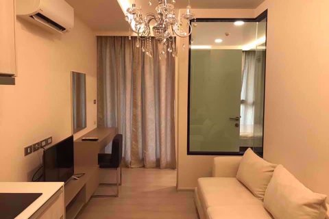 Кондоминиум с 1 спальней в Бангкоке, Таиланд в Vtara Sukhumvit 36 № 100901