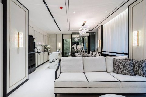Condominio de 3 dormitorios en Pattaya, Tailandia № 132956 - foto 2