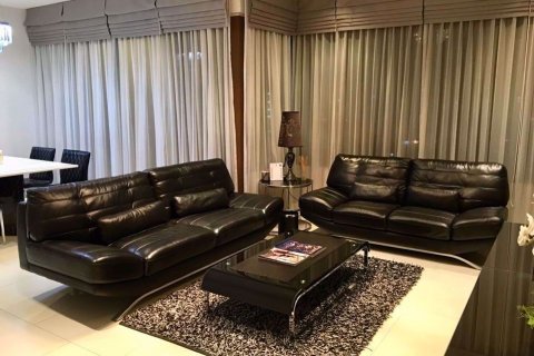Eigentumswohnung in Bangkok, Thailand, 2 Schlafzimmer in The Emporio Place № 79094