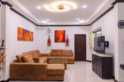 Chalet de 4 dormitorios en Cha-am, Tailandia № 132574 - foto 10