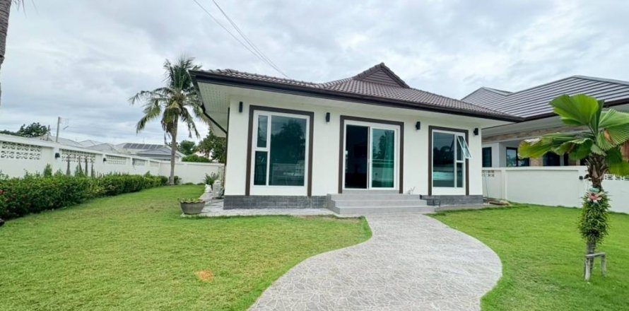 Chalet de 3 dormitorios en Hua Hin, Tailandia № 132571