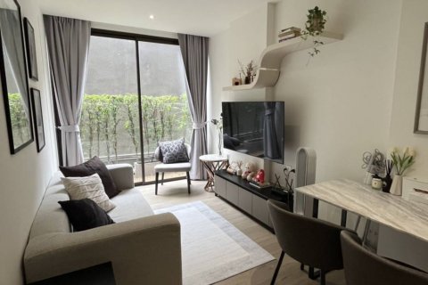 Condominio de 1 dormitorio en Khlong Toei, Bangkok, Tailandia № 132570