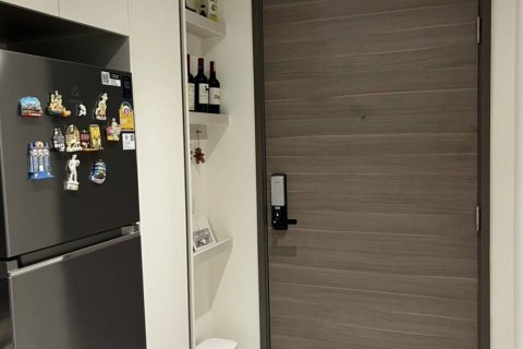 Condominio de 1 dormitorio en Khlong Toei, Bangkok, Tailandia № 132570 - foto 10
