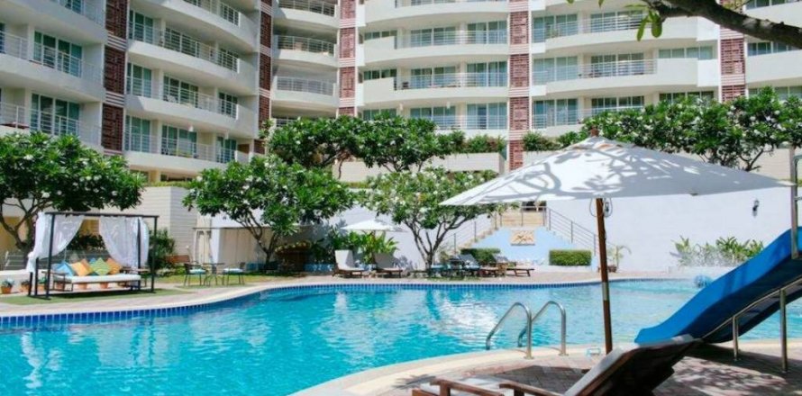 Condominio de 3 dormitorios en Hua Hin, Tailandia № 126656