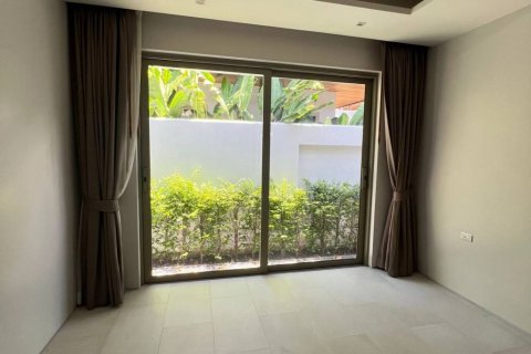 Chalet de 3 dormitorios en Phuket, Tailandia № 126658 - foto 4