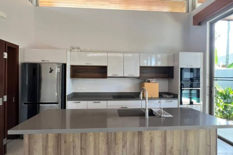 Chalet de 3 dormitorios en Phuket, Tailandia № 126658 - foto 3
