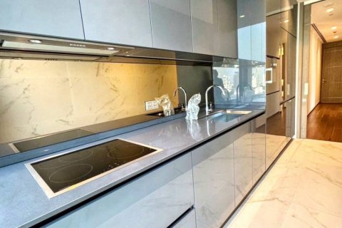 Condominio de 2 dormitorios en Khlong Toei, Bangkok, Tailandia № 126655 - foto 5