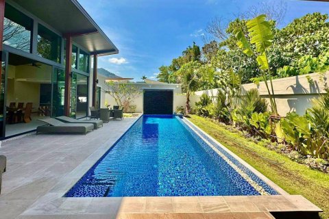 Chalet de 4 dormitorios en Phuket, Tailandia № 126659 - foto 3