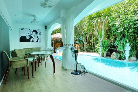 Studio sur Jomtien Beach, Pattaya, Thaïlande № 100371