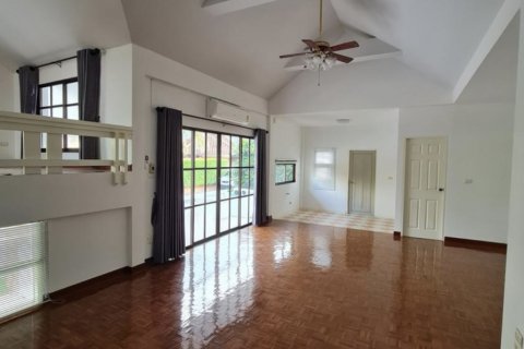 Casa de 2 dormitorios en Pattaya, Tailandia № 104741 - foto 4