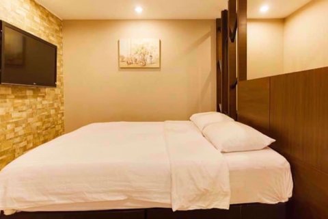 Condominio de 2 dormitorios en Din Daeng, Bangkok, Tailandia № 76819 - foto 5