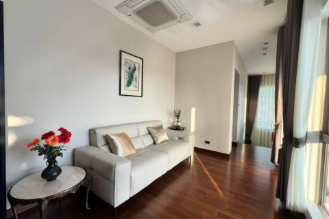 Casa de 4 dormitorios en Bangkok, Tailandia № 125880 - foto 4