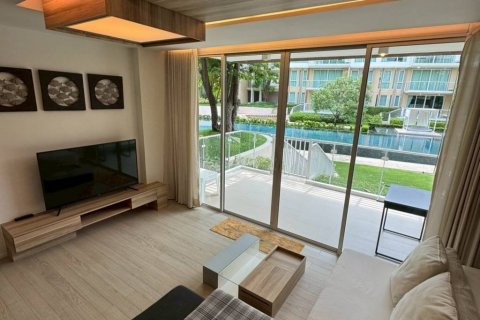 Condo in Hua Hin, Thailand, 2 bedrooms № 125884 - photo 5