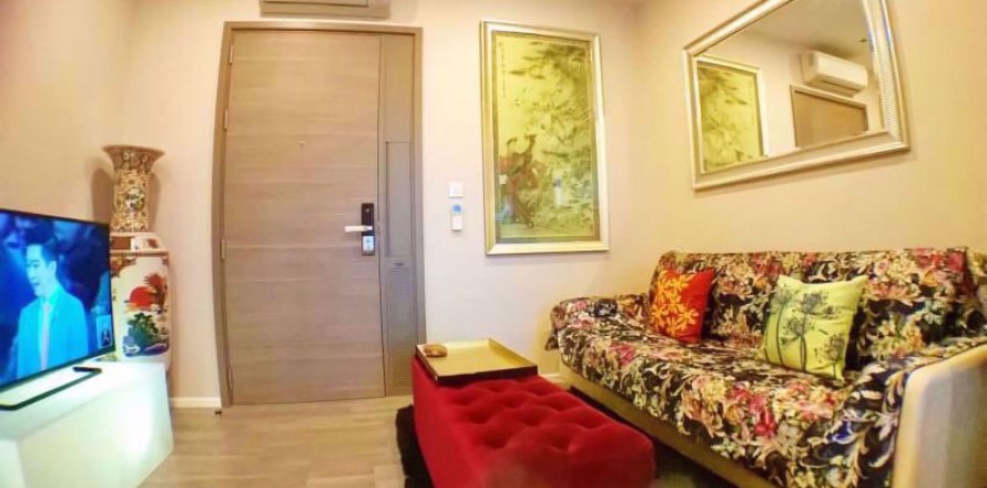 Condo in Khlong Toei, Bangkok, Thailand, 1 bedroom № 76723