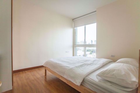 Condominio de 2 dormitorios en Bang Rak, Bangkok, Tailandia № 76724 - foto 9