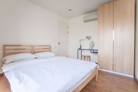 Condominio de 2 dormitorios en Bang Rak, Bangkok, Tailandia № 76724 - foto 8