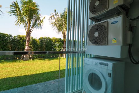 Condominio de 1 dormitorio en Pattaya, Tailandia № 100461 - foto 10