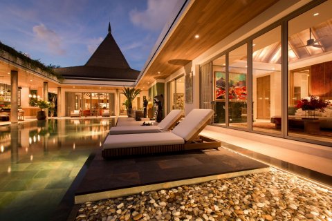 Chalet de 4 dormitorios en Phuket, Tailandia № 70791 - foto 2