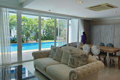 Condominio de 2 dormitorios en Hua Hin, Tailandia № 79266 - foto 6