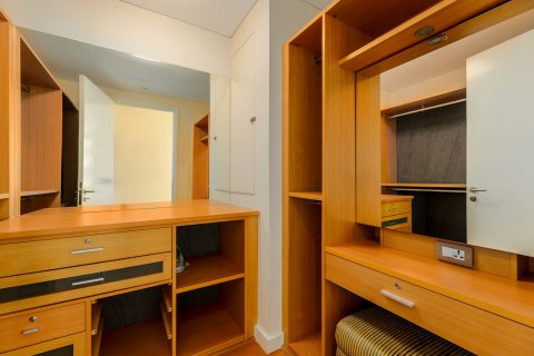 Condominio de 3 dormitorios en Watthana, Bangkok, Tailandia № 126572 - foto 17