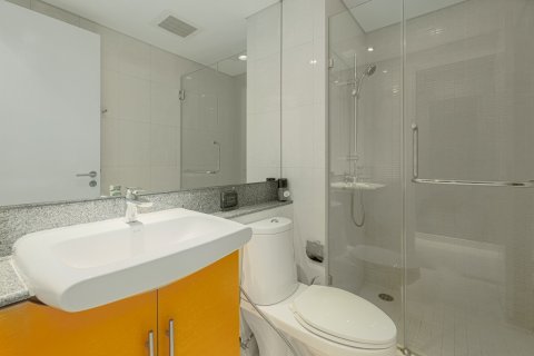 Condominio de 3 dormitorios en Watthana, Bangkok, Tailandia № 126572 - foto 15