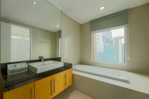 Condominio de 3 dormitorios en Watthana, Bangkok, Tailandia № 126572 - foto 21