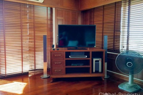 Eigentumswohnung in Pattaya, Thailand, 2 Schlafzimmer № 126578 - Foto 3