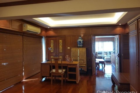 Eigentumswohnung in Pattaya, Thailand, 2 Schlafzimmer № 126578 - Foto 17