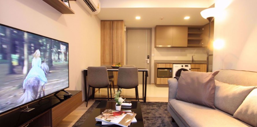Condominio de 1 dormitorio en Bangkok, Tailandia en Taka Haus Ekamai 12  № 77970