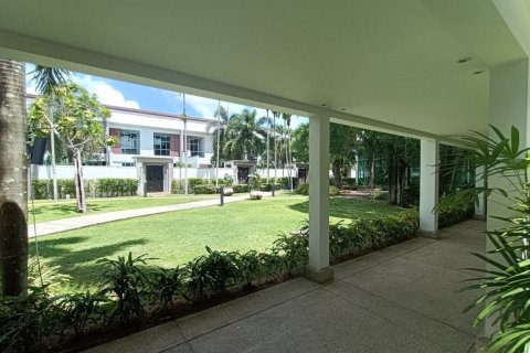 Eigentumswohnung in Phuket, Thailand, 4 Schlafzimmer  № 75990