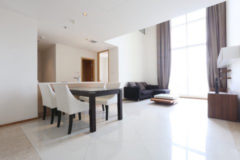 Condominio de 2 dormitorios en Sathon, Bangkok, Tailandia № 144017 - foto 2