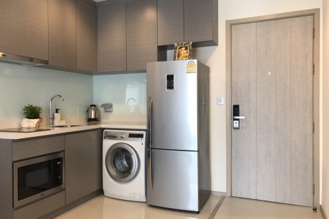 Condominio de 2 dormitorios en Bangkok, Tailandia № 144020 - foto 4