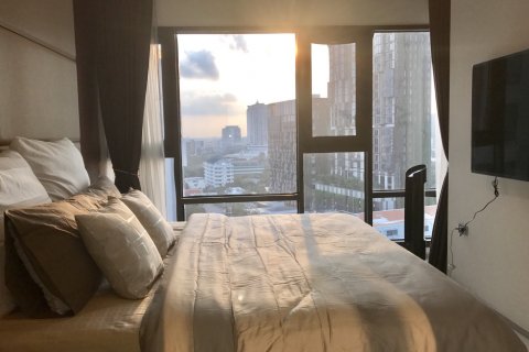 Condominio de 2 dormitorios en Bangkok, Tailandia № 144020 - foto 8