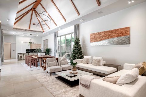 Chalet de 4 dormitorios en Layan Beach, Tailandia № 70949 - foto 2