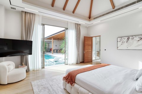 Chalet de 4 dormitorios en Layan Beach, Tailandia № 70949 - foto 11
