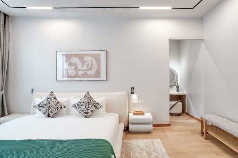 Chalet de 4 dormitorios en Layan Beach, Tailandia № 70949 - foto 17