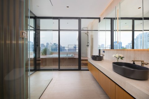Condominio de 3 dormitorios en Bangkok, Tailandia № 124889 - foto 20