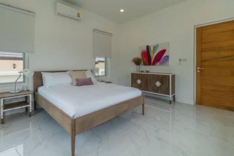 Casa de 3 dormitorios en Hua Hin, Tailandia № 125229 - foto 9