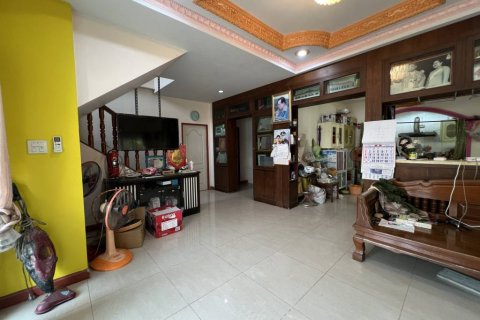 Casa de 5 dormitorios en Chiang Rai, Tailandia № 124476 - foto 7